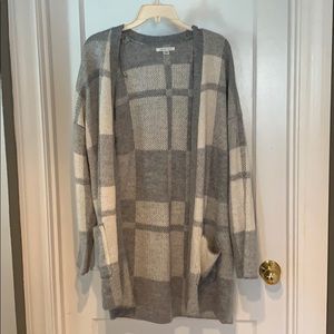 American Eagle Cardigan